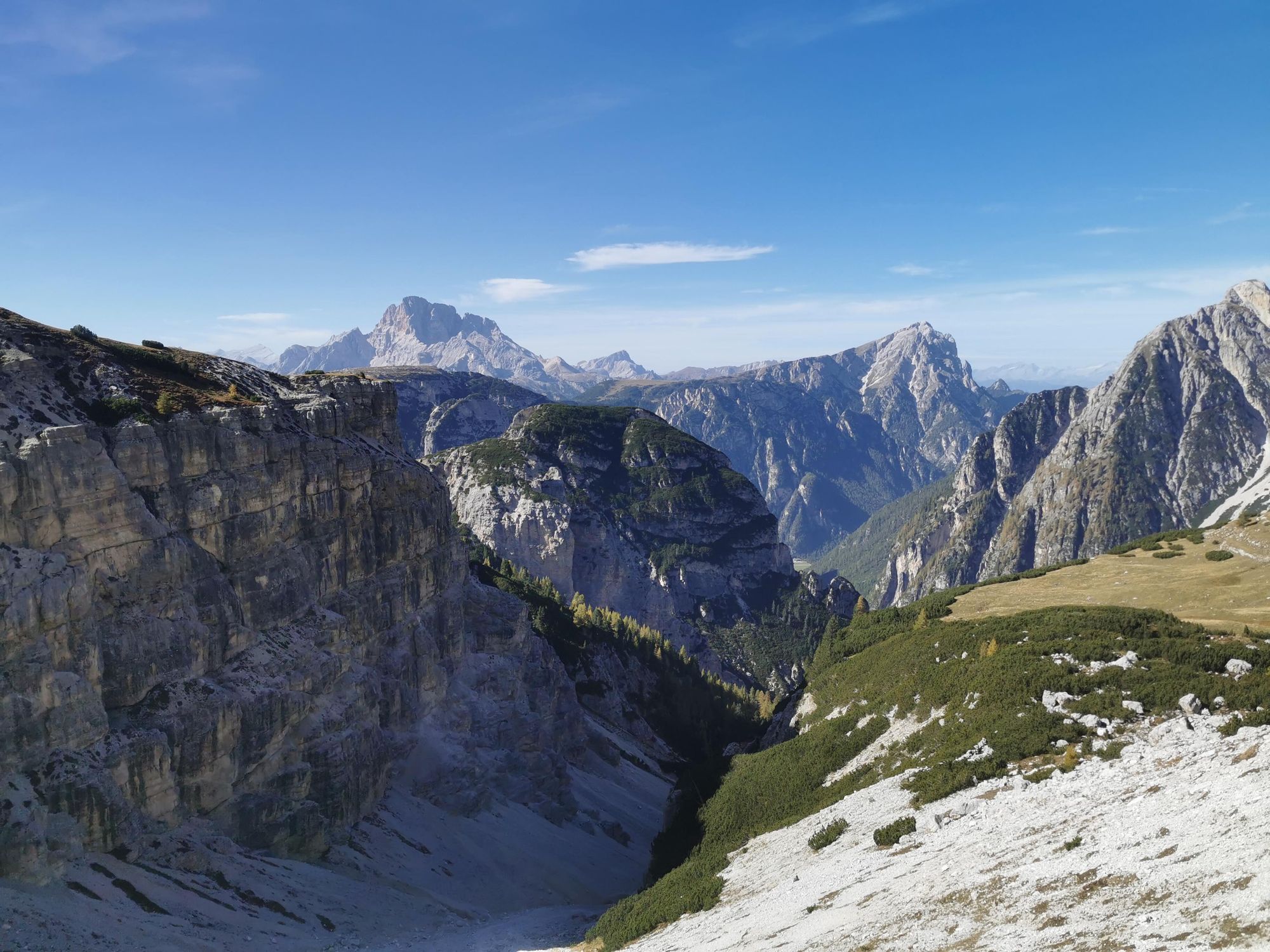 Um die Drei Zinnen in den Dolomiten wandern