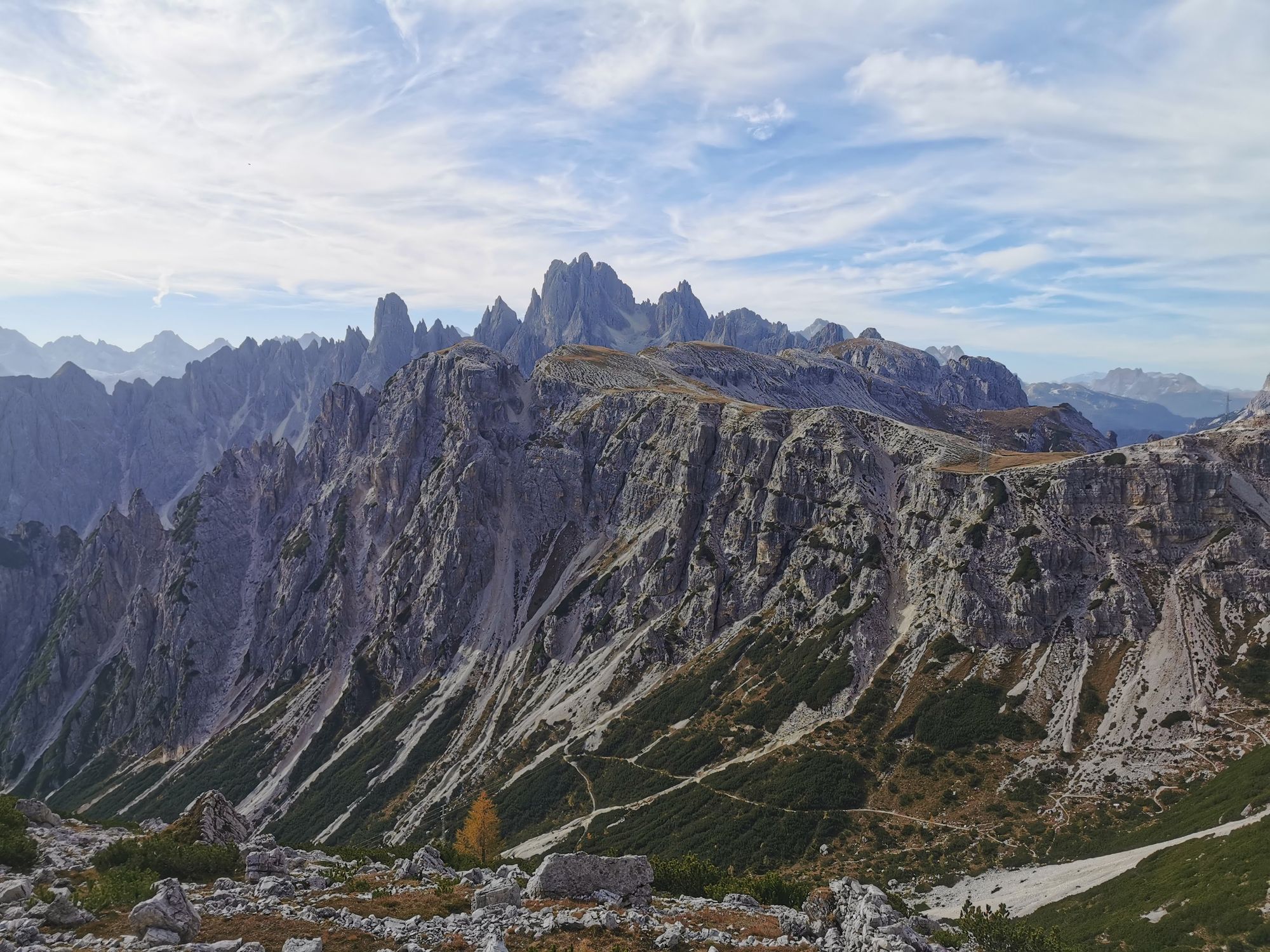 Um die Drei Zinnen in den Dolomiten wandern