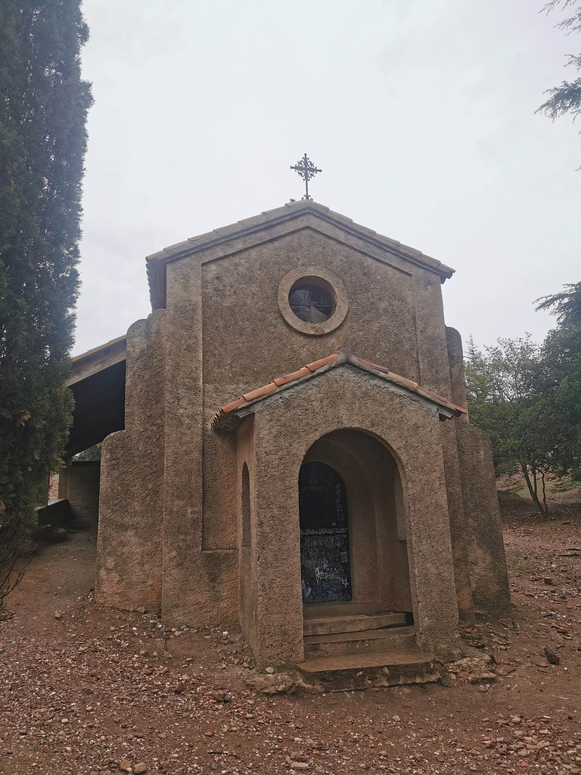 Montserrat: Wandern vom Kloster auf den Sant Jeroni Gipfel